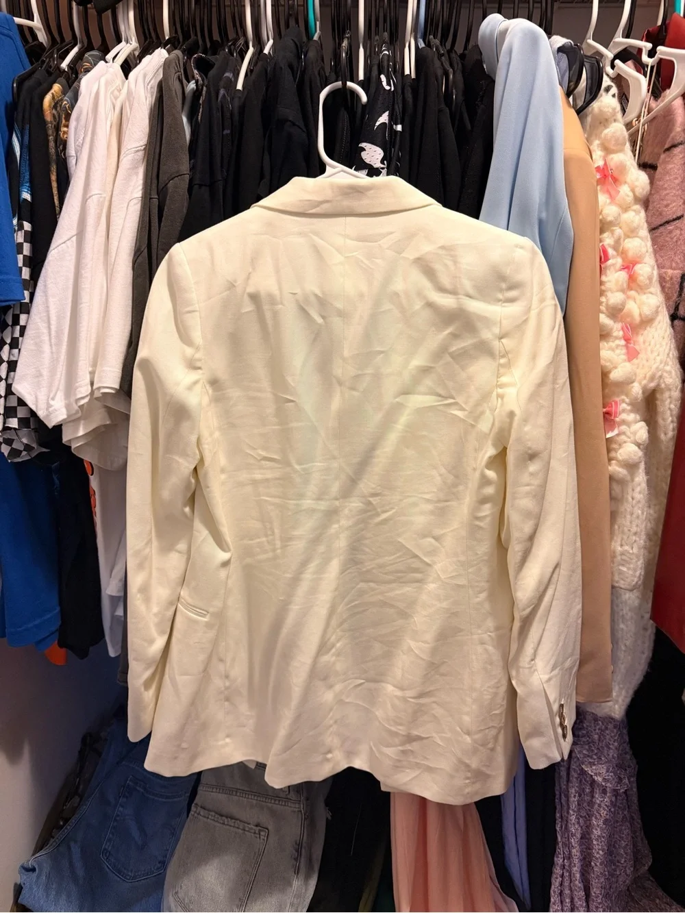 H&M Cream Single-Button Notch-Lapel Blazer - Picture 2 of 3